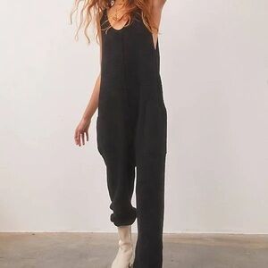 Free People beach hailee sweater jumpsuit Medium Black
